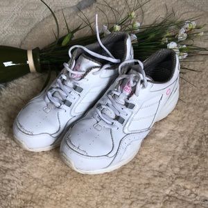 Ales so Nurses White Sneakers